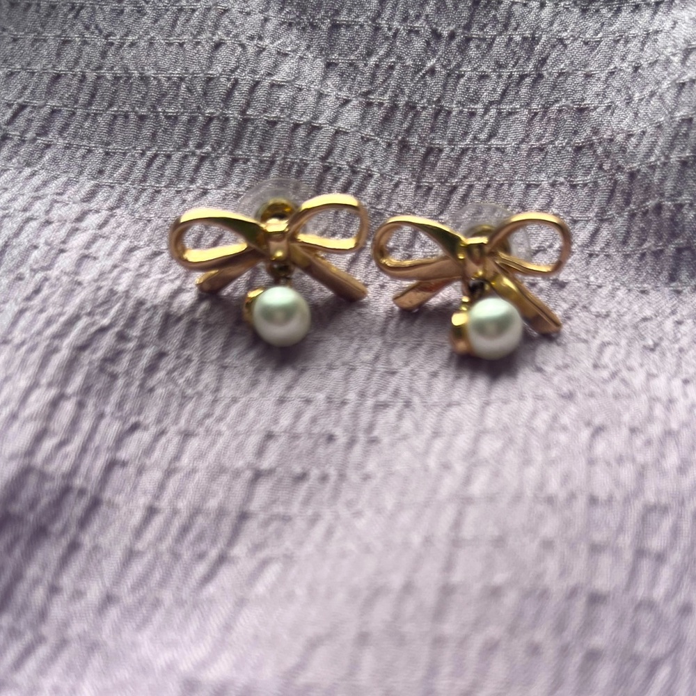 Coquette Gold Bow Pearl Earrings